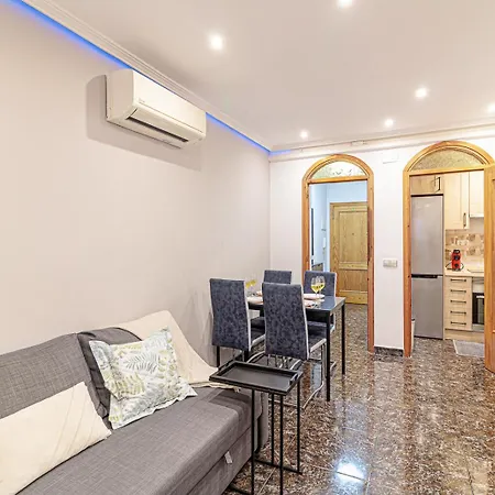 Golden Lily Granfield A129 Apartment *